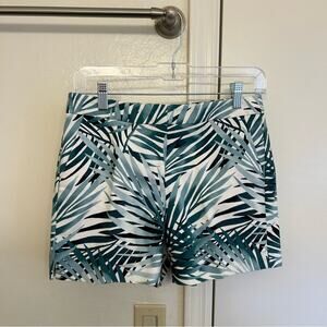 White House Black Market Palm Print Stretch Shorts Women’s Size 0 Summer Coastal